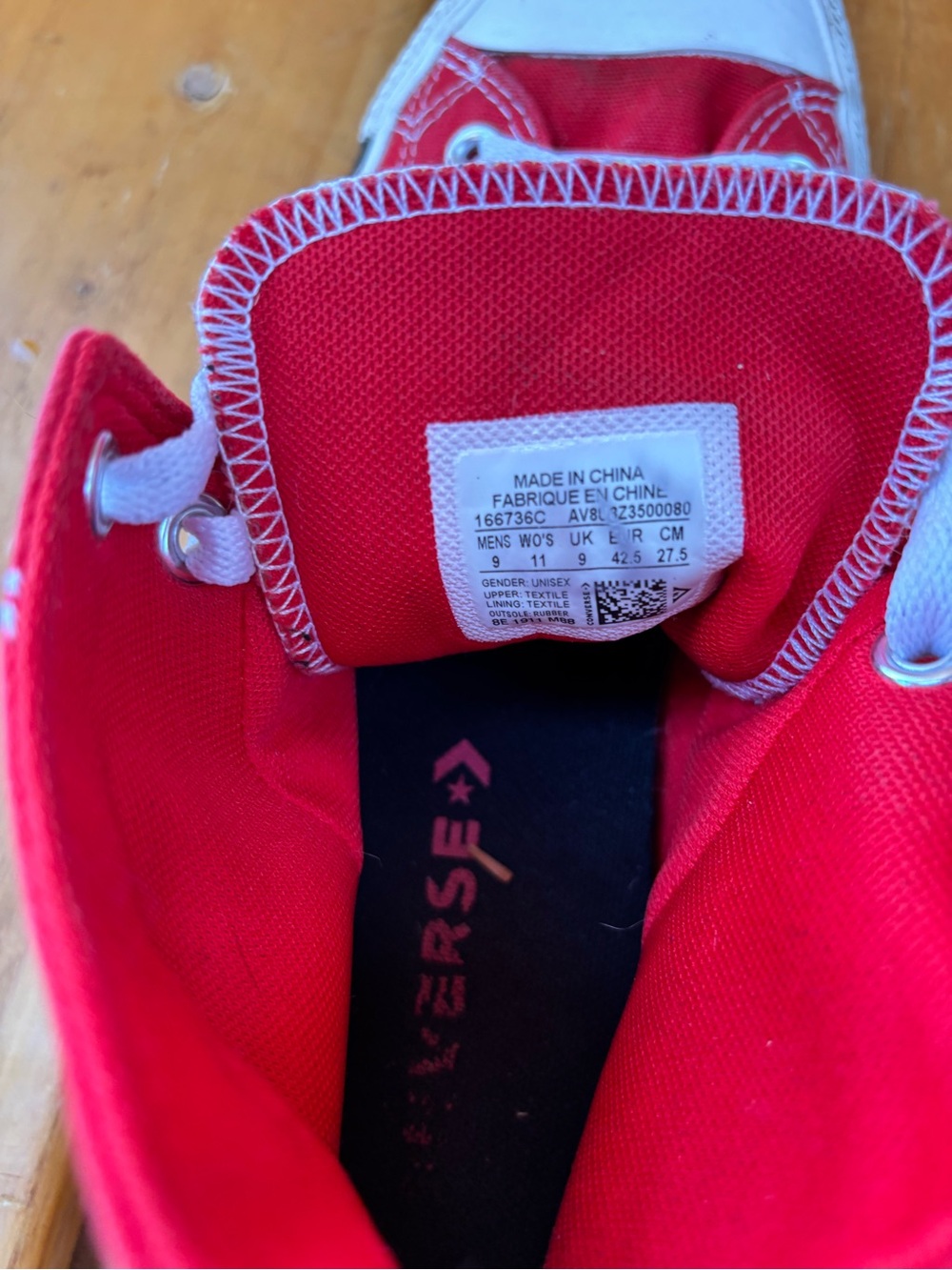Converse Chuck Taylor All Star High Top "Logo Play" - University Red. Men 9/W 11 - Picture 7 of 7